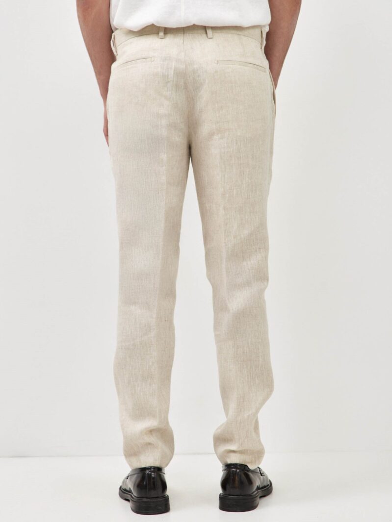 844 אוף וויט 5