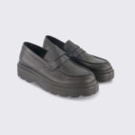 301612041 Close Up 0 1